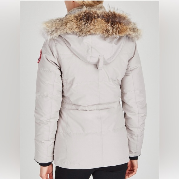 ❄️ NWT CANADA GOOSE Authentic Chelsea Heritage Parka Fur Trim Size S - Picture 14 of 14